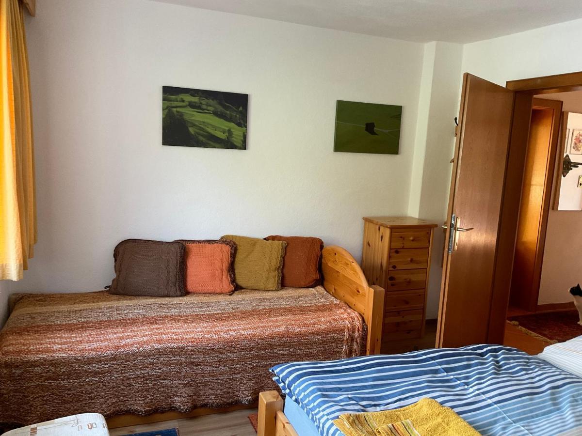 Comfortable Apartment In A Beautiful Surrounding ساوتينس المظهر الخارجي الصورة